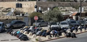 الاحتلال يقرر إبقاء المسجد الأقصى مغلقا ومنع أداء الصلاة فيه